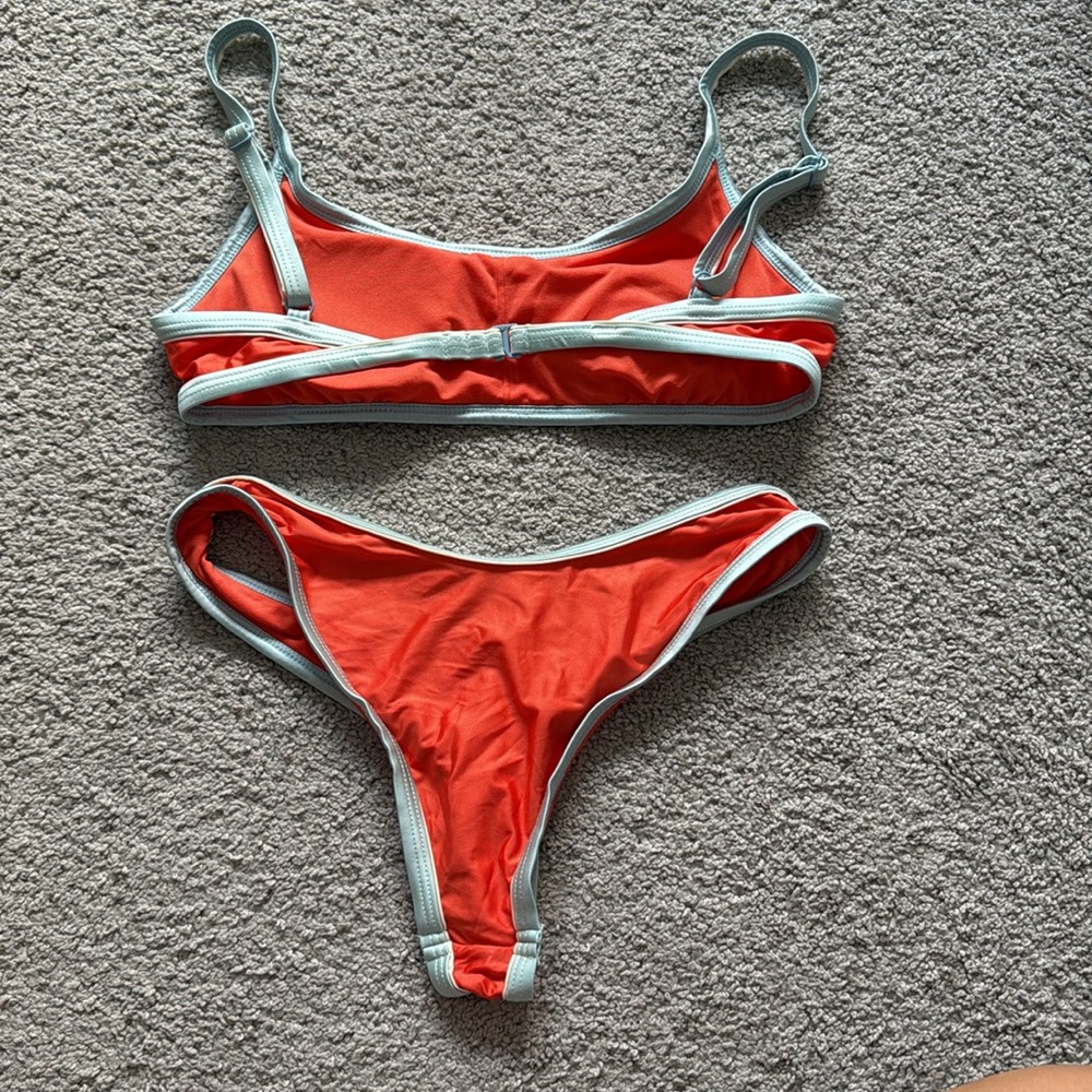 Women’s bikini size M Roxy - Picture 2 of 4